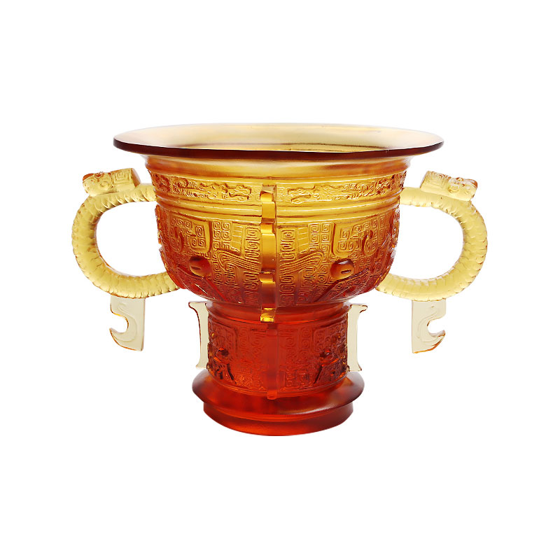 Čínský stativ s rukojetí dračích uší a vzorem trnů