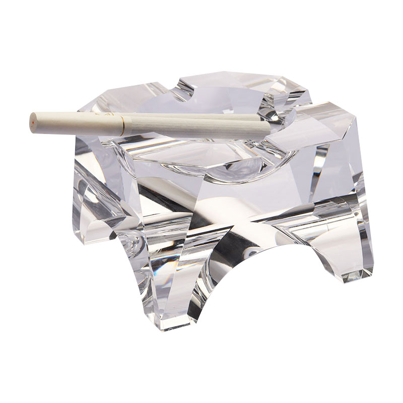 Jednoduchý geometrický design průhledný skleněný křišťálový popelník