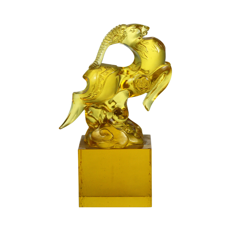 Zlaté průhledné skleněné křišťálové těsnění ve tvaru ovce